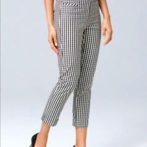 White House black market The Slim pant